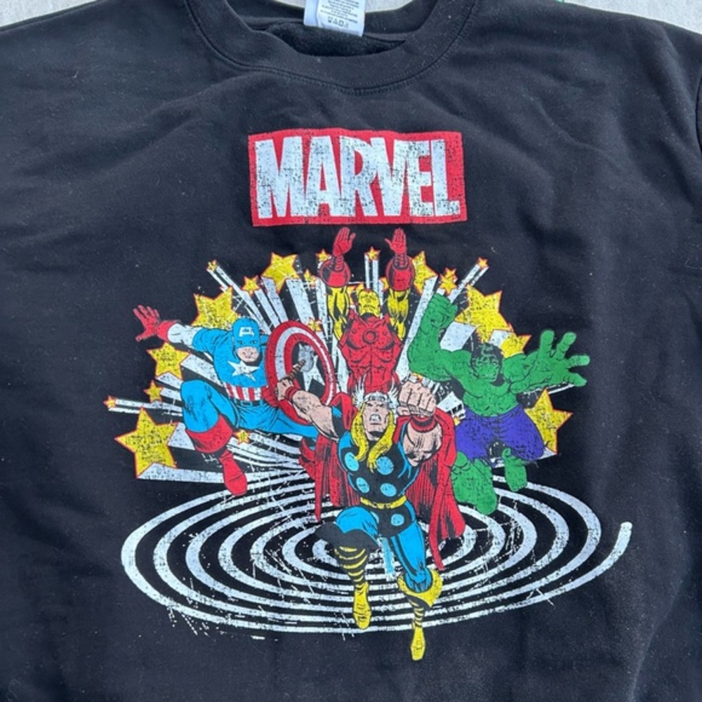 Youth XXL‎ Crewneck Sweater Marvel NWOT